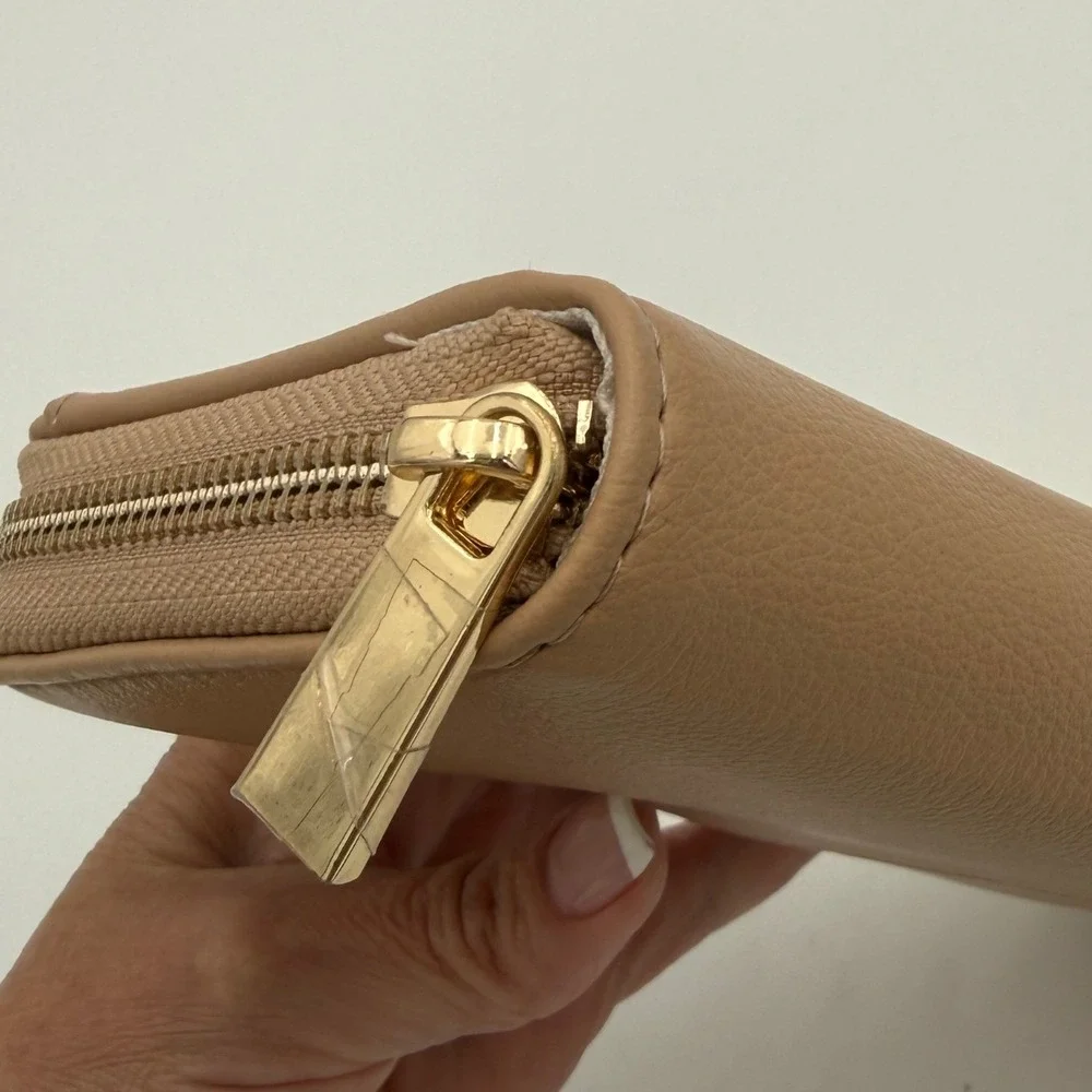 On 34th Womens Pebbled Leather Zip Around Wallet Tan Beige‎ Gold Tone Hardware
